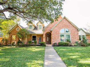 105 Redman Ln, Waxahachie, TX 75165