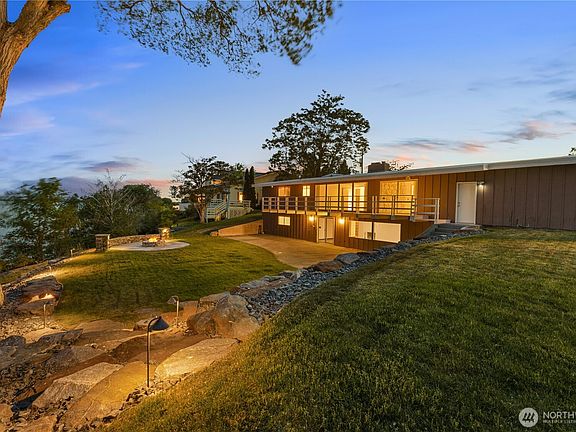 5th image of 718 S Gaylord Place