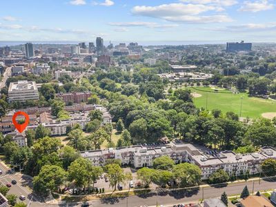 126 Woodside Green #1C, Stamford, CT, 06905