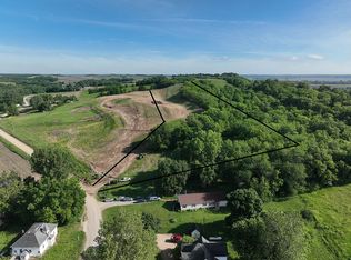 1426 Treece Rd, Wathena, KS 66090