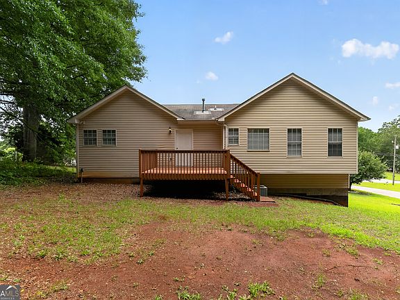 5th image of 7830 Poppy Dr