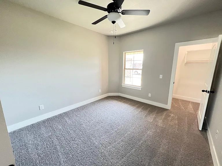 1037 Trailwood St — Photo 11