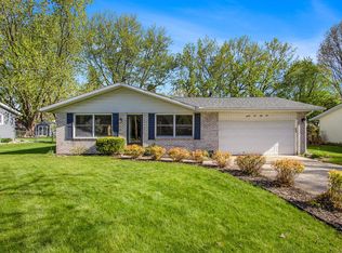 2151 Brown School Rd, Saint Joseph, MI 49085