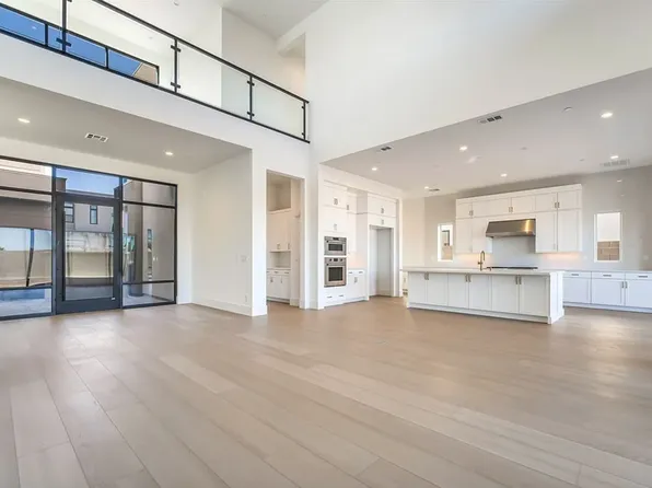 4846 Shady Ridge Dr, Las Vegas, NV 89135