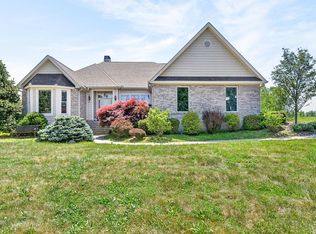 135 Austin Ln, Deer Lodge, TN 37726