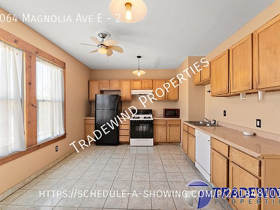 3rd image of 1064 Magnolia Ave E #2