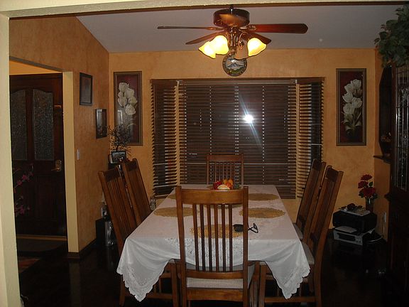 5th image of 1208 W Lancaster Blvd