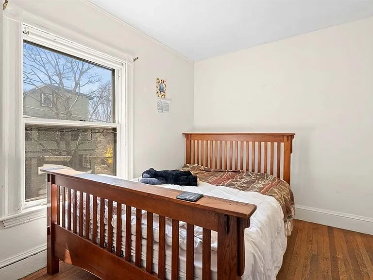 35 Eustis St #2 — Photo 7