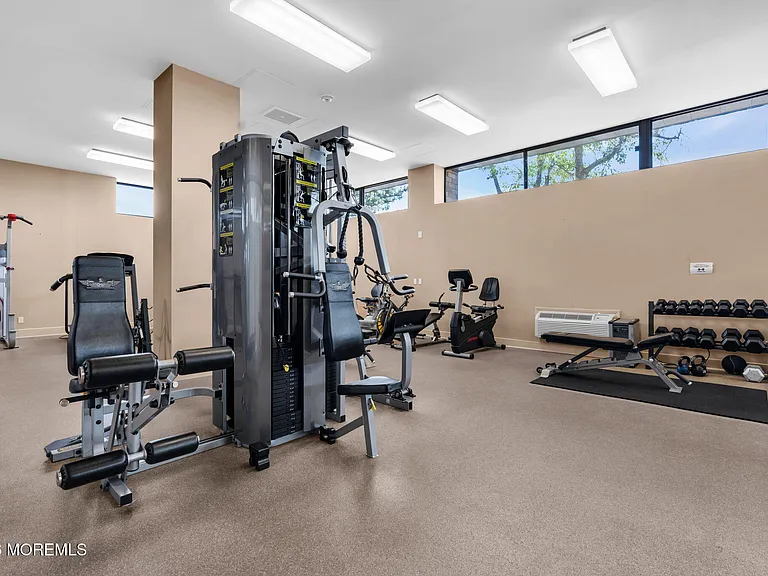 55 Ocean Ave #3L — Photo 39
