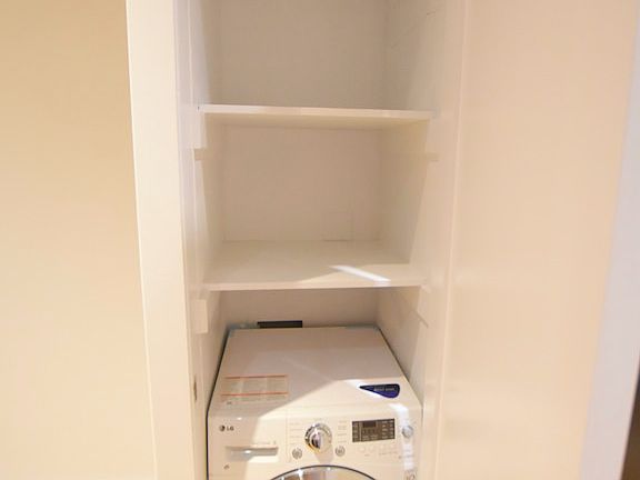 2nd image of 26 Vandam St APT 1RE