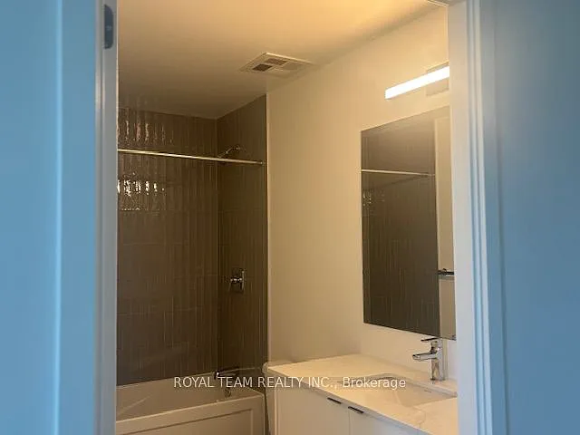 1660 Bloor St W #711 — Photo 7