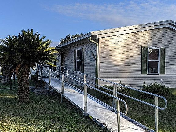 3rd image of 4900 SE 102nd Pl #127