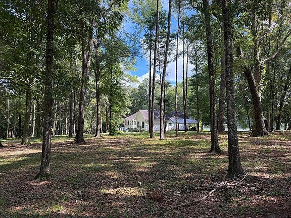 3rd image of 3016 E Hadley Ferry Rd