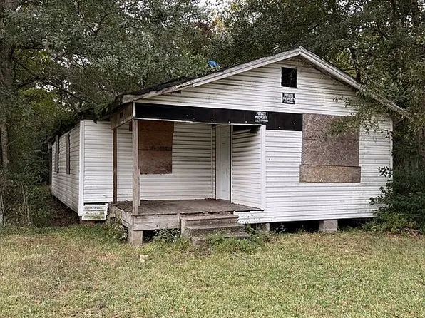 1553 Colgin St, Mobile, AL 36605