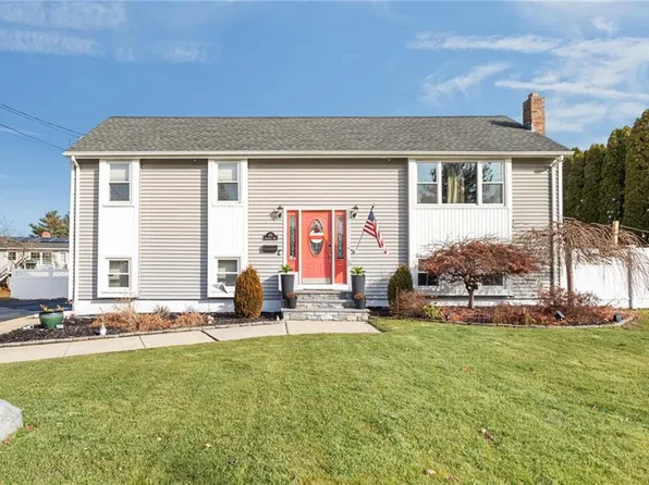 619 Smithfield Rd, North Providence, RI 02904