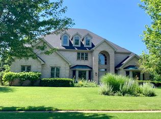 10538 Royal Porthcawl Dr, Naperville, IL 60564