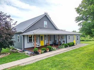273 Wolf Run Rd, Patriot, OH 45658