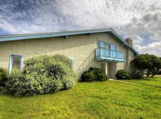 107 Shore Dr, Portland, TX 78374