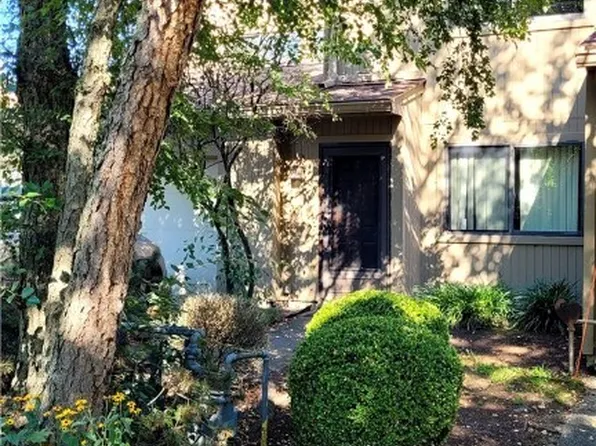 9681 Abbeyshire Way, Mentor, OH 44060