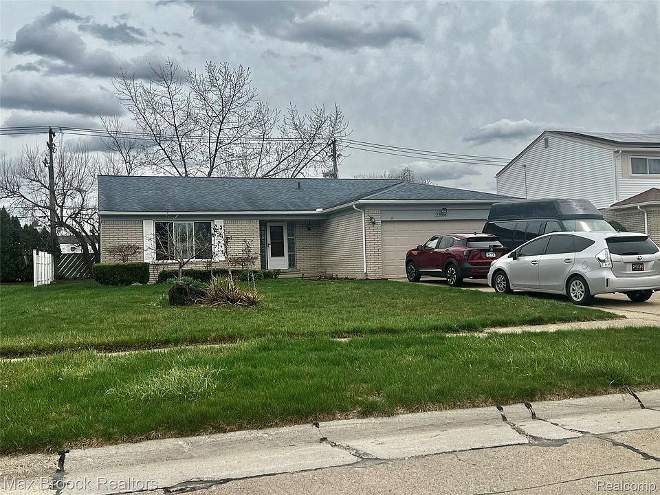 1st image of 23866 Merrill Ave