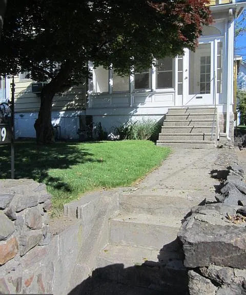 619 Baily Rd — Photo 2