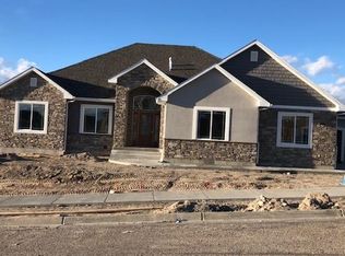 3663 S Founders Pointe Cir, Ammon, ID 83406