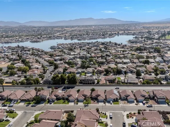 17671 Electra Dr, Victorville, CA 92395