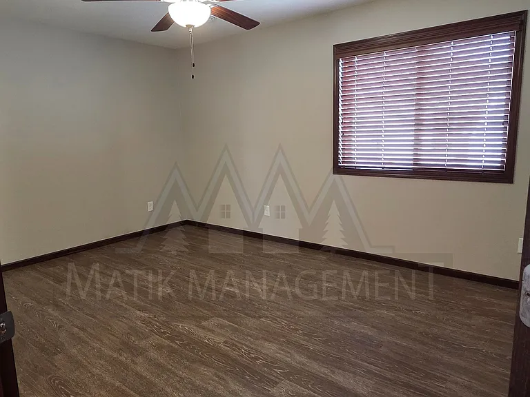 2581 Hawk Ridge Ct SE — Photo 17