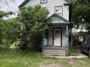 41 Prospect St, North Adams, MA 01247