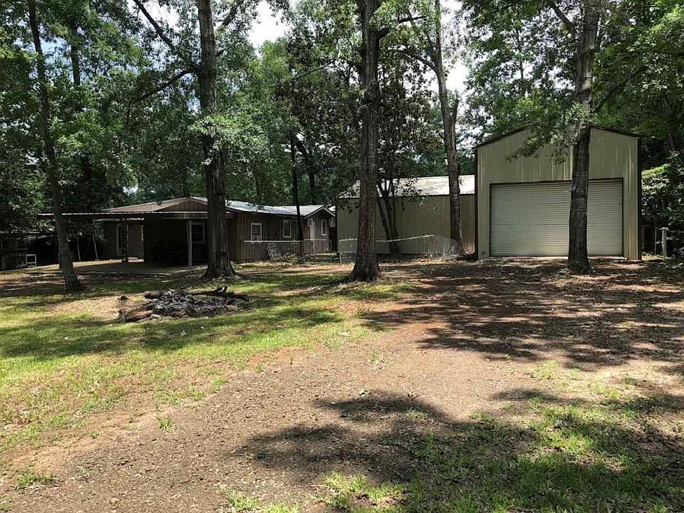 1st image of 781 Lakefront Dr
