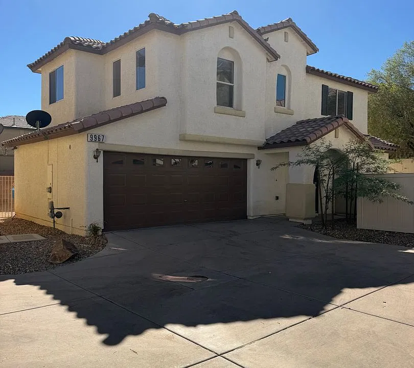 9967 Carrizo Springs Ave