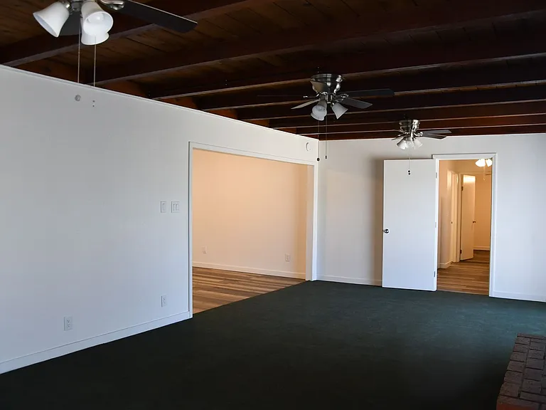 6501 Tillamook Ave — Photo 15