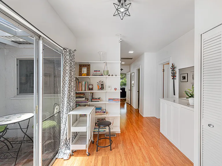 1208 McDonald Ave — Photo 15
