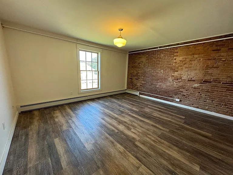 108 Harpswell Rd — Photo 14