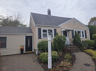 1 Linda Rd, Sharon, MA 02067