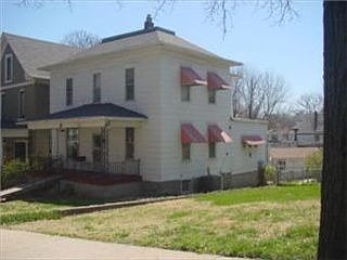 2nd image of 3417 Thompson Ave