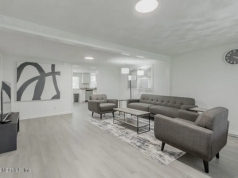 1059 Little Ruth Rd — Photo 3