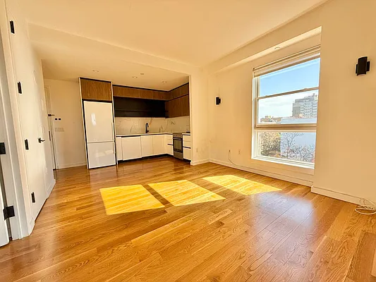 Rented by ERNY LLC | media 5