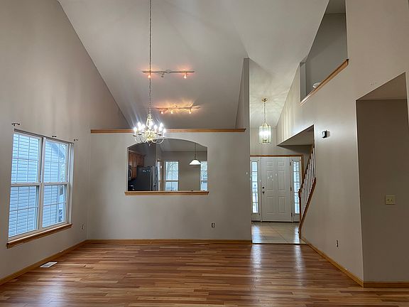 3rd image of 4403 Quarry Ln