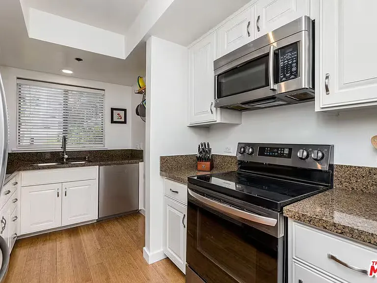 2960 Neilson Way #203 — Photo 10