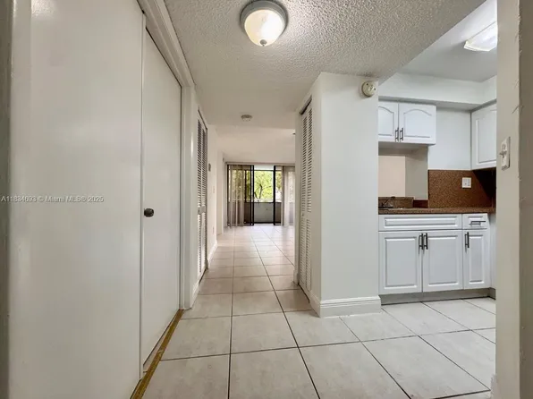 8255 SW 152nd Ave #E-215, Miami, FL 33193