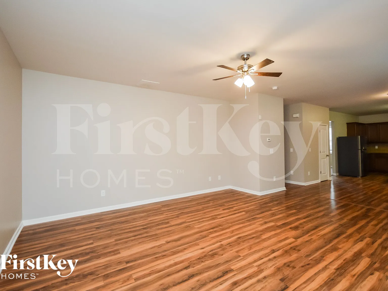 4 bed, 2.5 bath, 3154 sqft, $2,515 — Photo 2