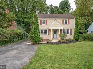 332 Old Lancaster Rd, Devon, PA 19333