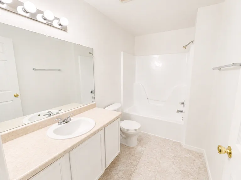 Willow Park Apartments — Photo 25