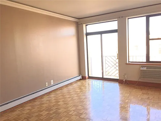 Rented by R New York | media 2