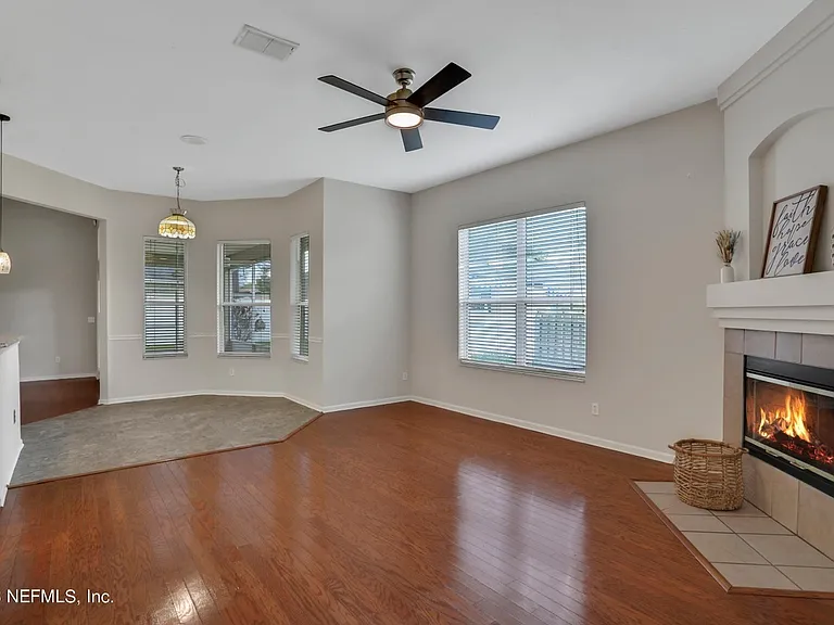 3845 Danforth Dr W — Photo 10