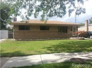 32639 Hawthorne Dr, Warren, MI