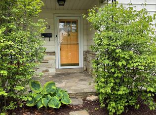 13 Edward Rd, Hatboro, PA 19040