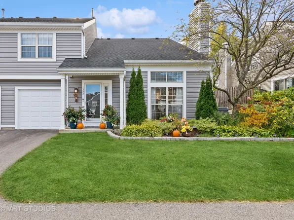 1352 N Knollwood Dr, Palatine, IL 60067