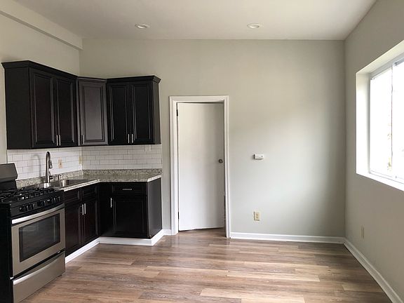 2nd image of 25 Fuller St APT 3